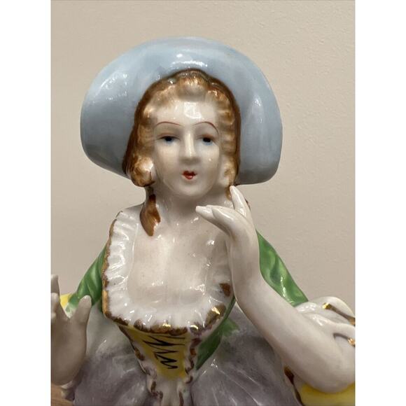 Vtg 8" Woman in Blue Hat Gold Trim Figurine Made in Japan Hand Painted Porcelain - Picture 3 of 15